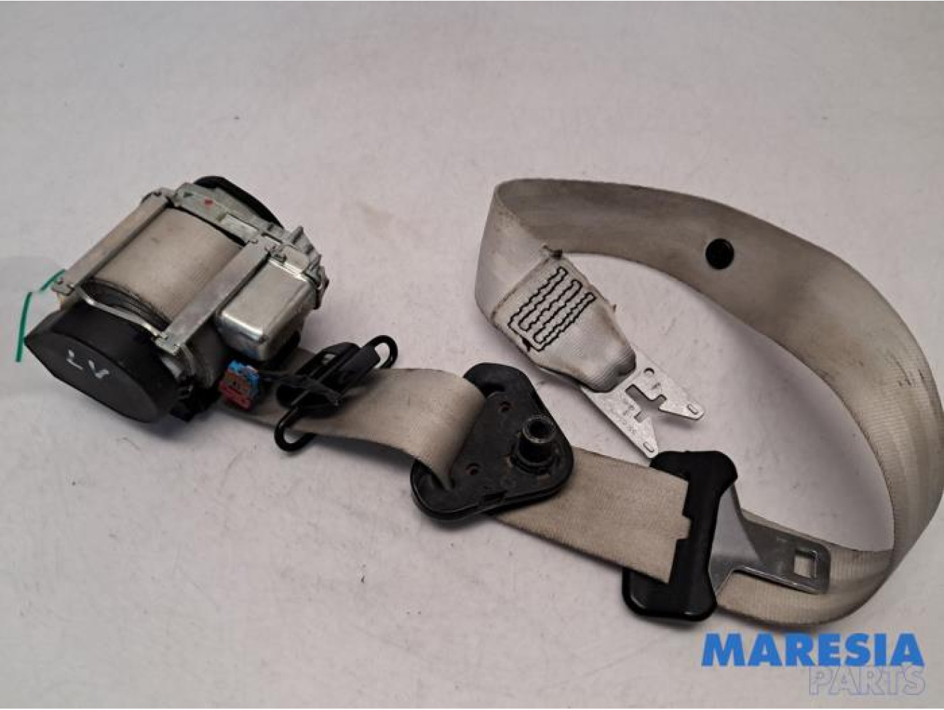 Renault - Megane - Front seatbelt, left