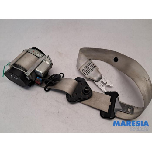 Renault - Megane - Front seatbelt, left