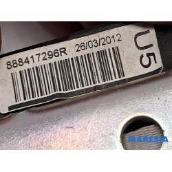 Renault - Megane - Sicherheitsgurt links hinten