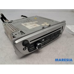 Renault - Megane - Radio CD Speler