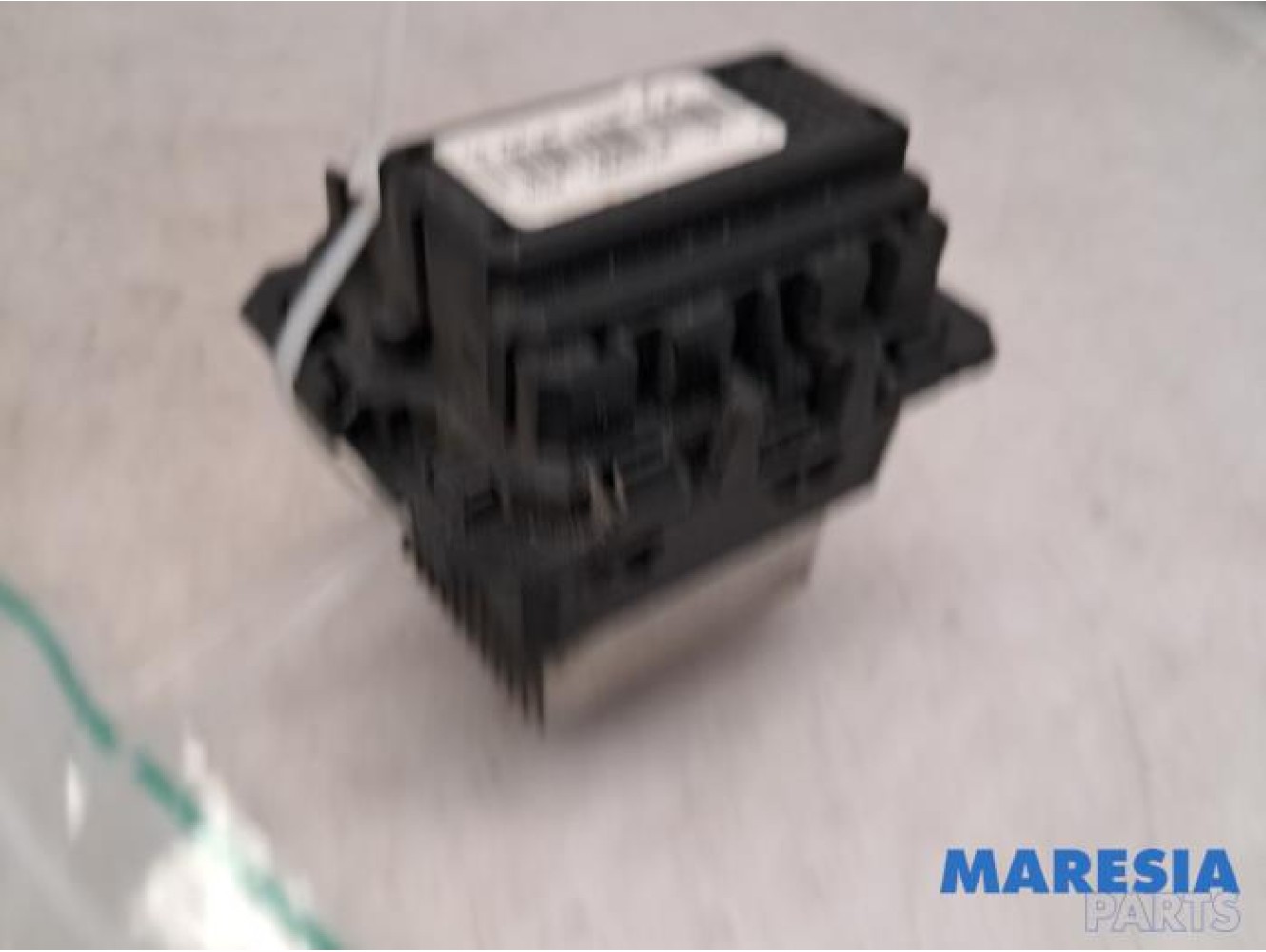 Renault - Megane - Heater resistor