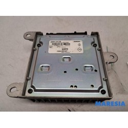 Renault - Megane - Radio amplifier