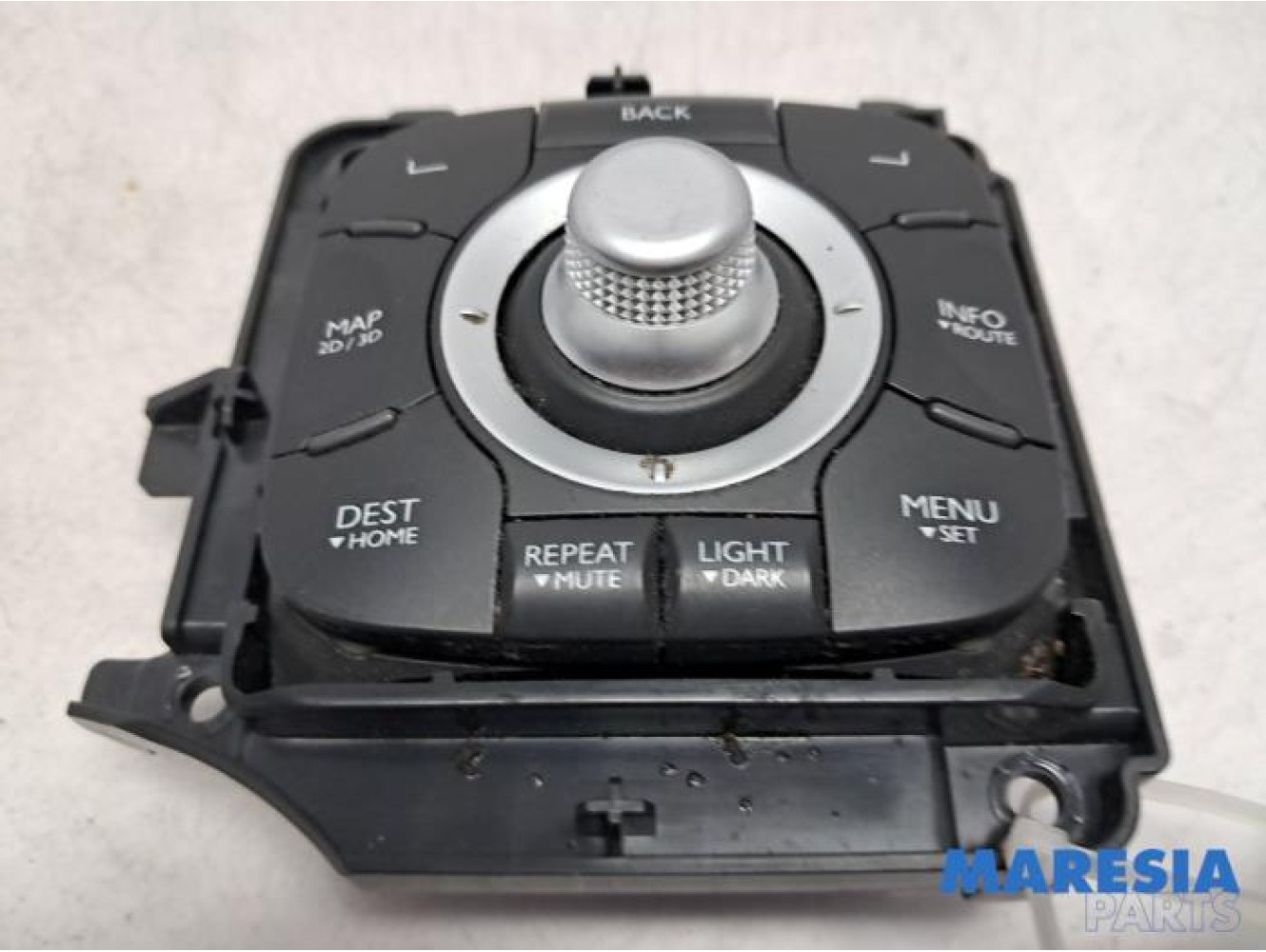 Renault - Megane - Navigation control panel