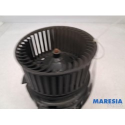 Renault - Megane - Heating and ventilation fan motor