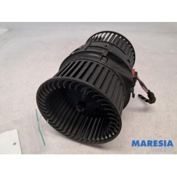 Renault - Grand Scenic - Heating and ventilation fan motor