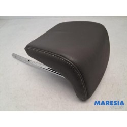 Renault - Grand Scenic - Headrest