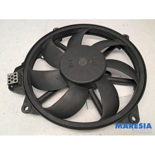 Renault - Grand Scenic - Fan motor