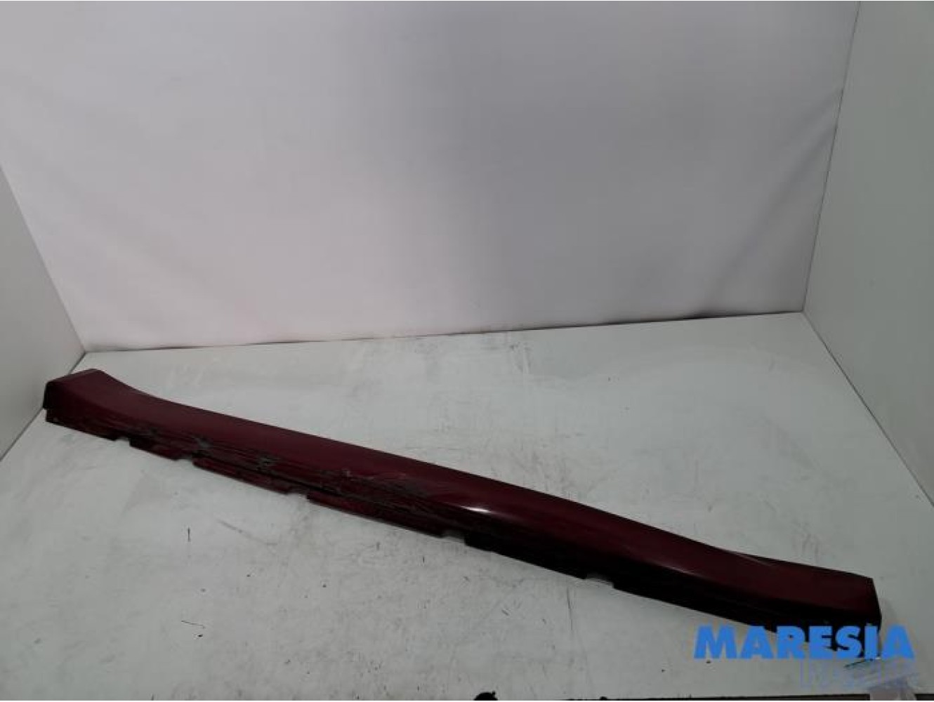 Alfa Romeo - Giulia - Zijskirt links