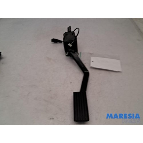 Citroen - C5 - Accelerator pedal
