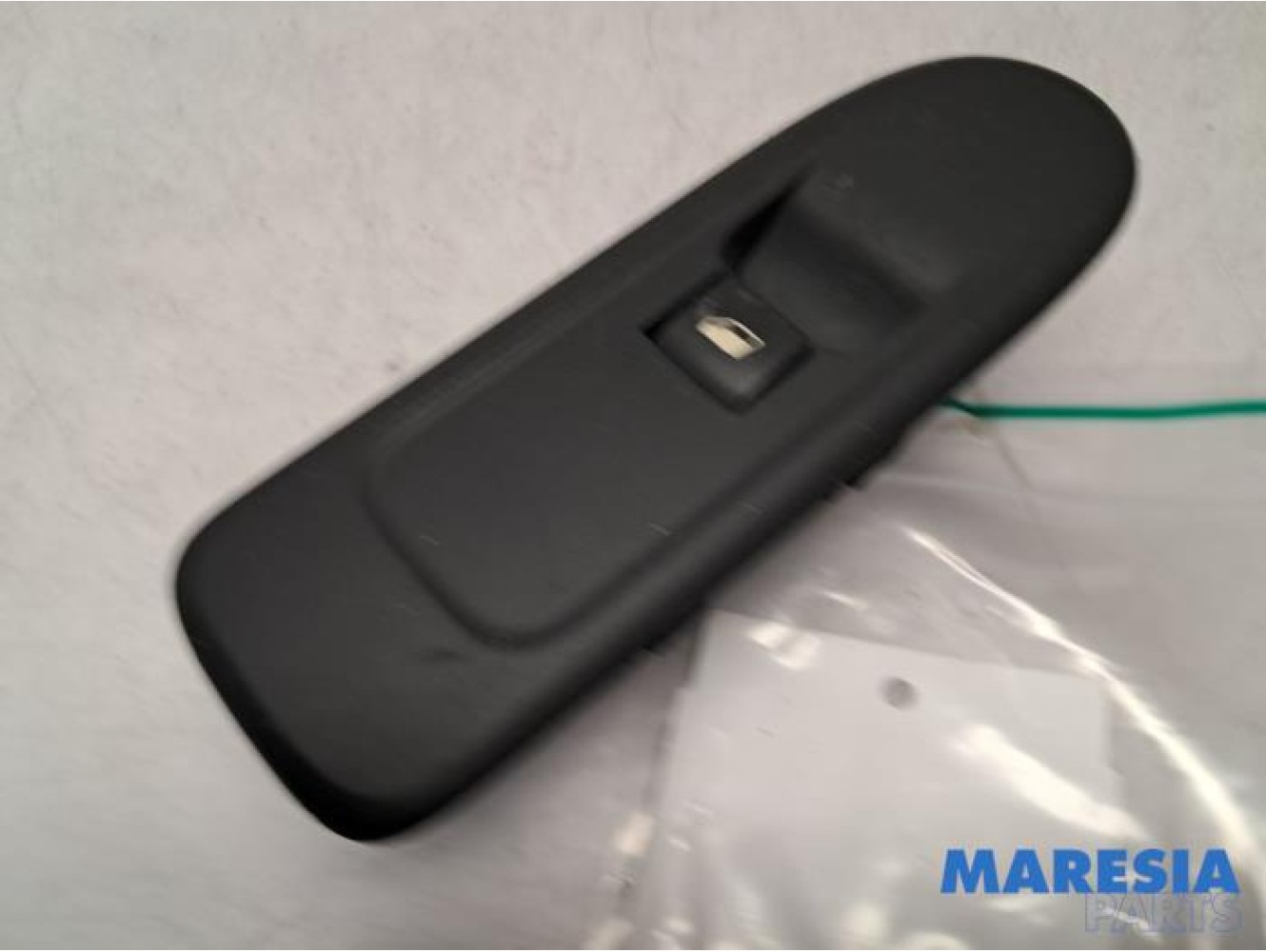 Citroen - C5 - Electric window switch