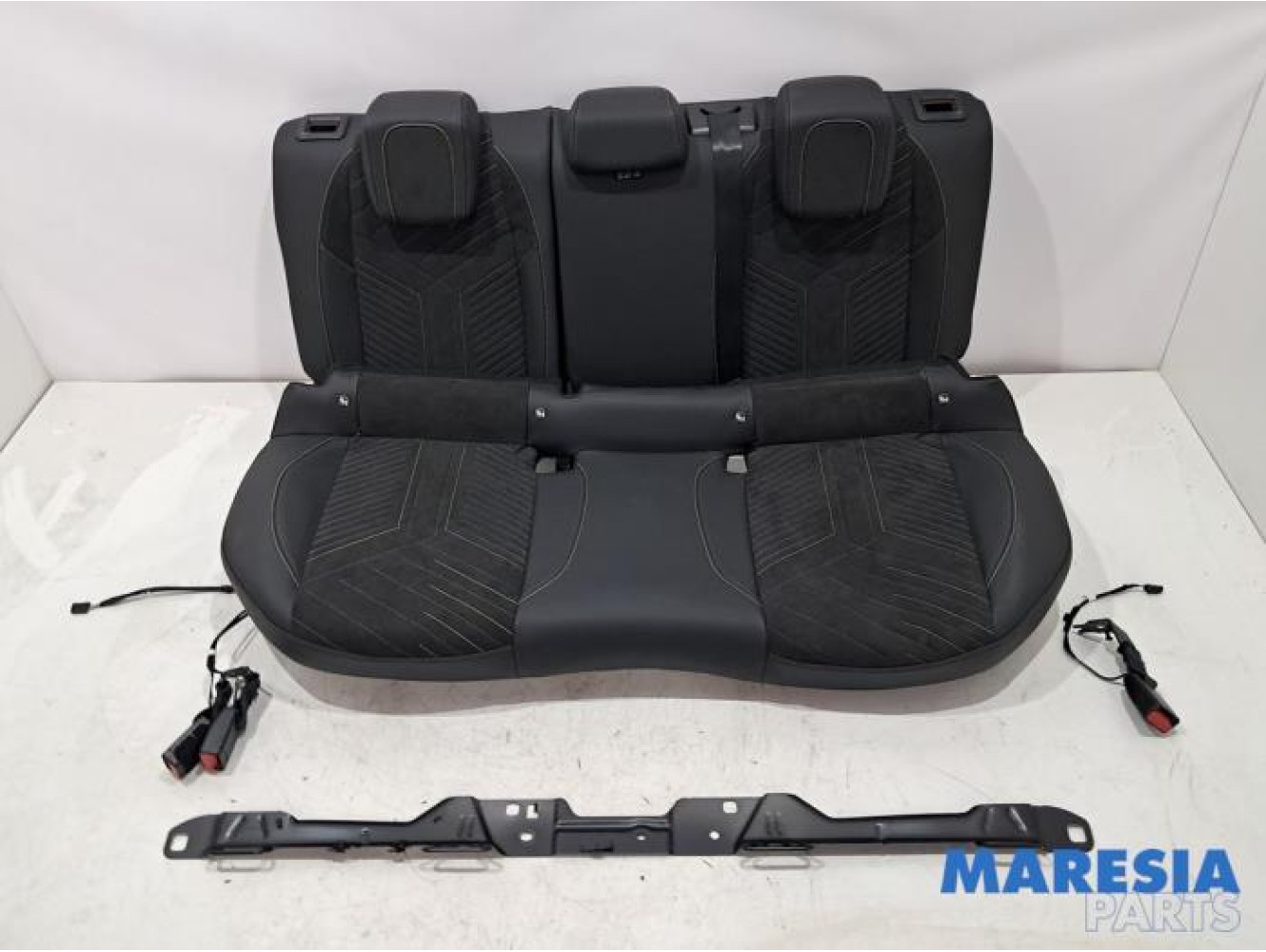 Peugeot - 208 - Banquette arrière