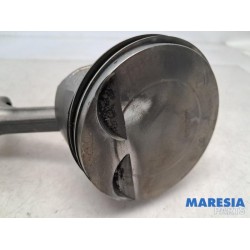 Citroen - C5 - Connecting rod