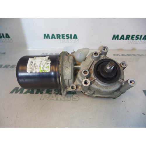 Renault - Megane Scenic - Front wiper motor