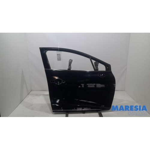 Renault - Clio - Front door 4-door, right