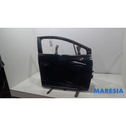 Renault - Clio - Front door 4-door, right