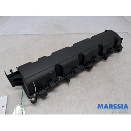 Citroen - C5 - Ventildeckel