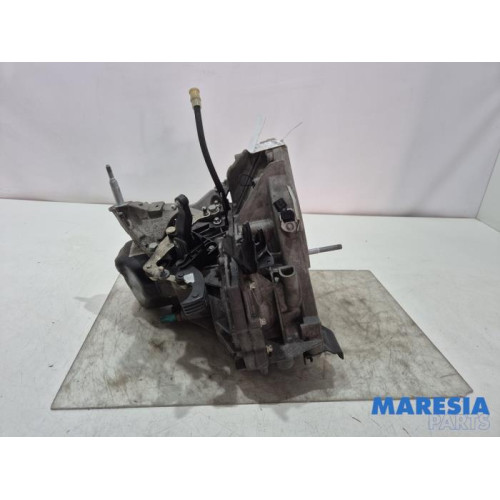 Renault - Clio - Gearbox