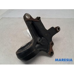 Citroen - C5 - Engine mount