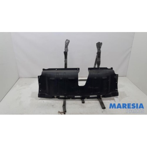 Alfa Romeo - Giulia - Parcel shelf