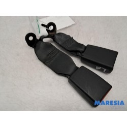 Citroen - DS3 - Insertion ceinture de sécurité arrière gauche