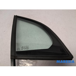 Citroen - DS3 - Quarter light, front right
