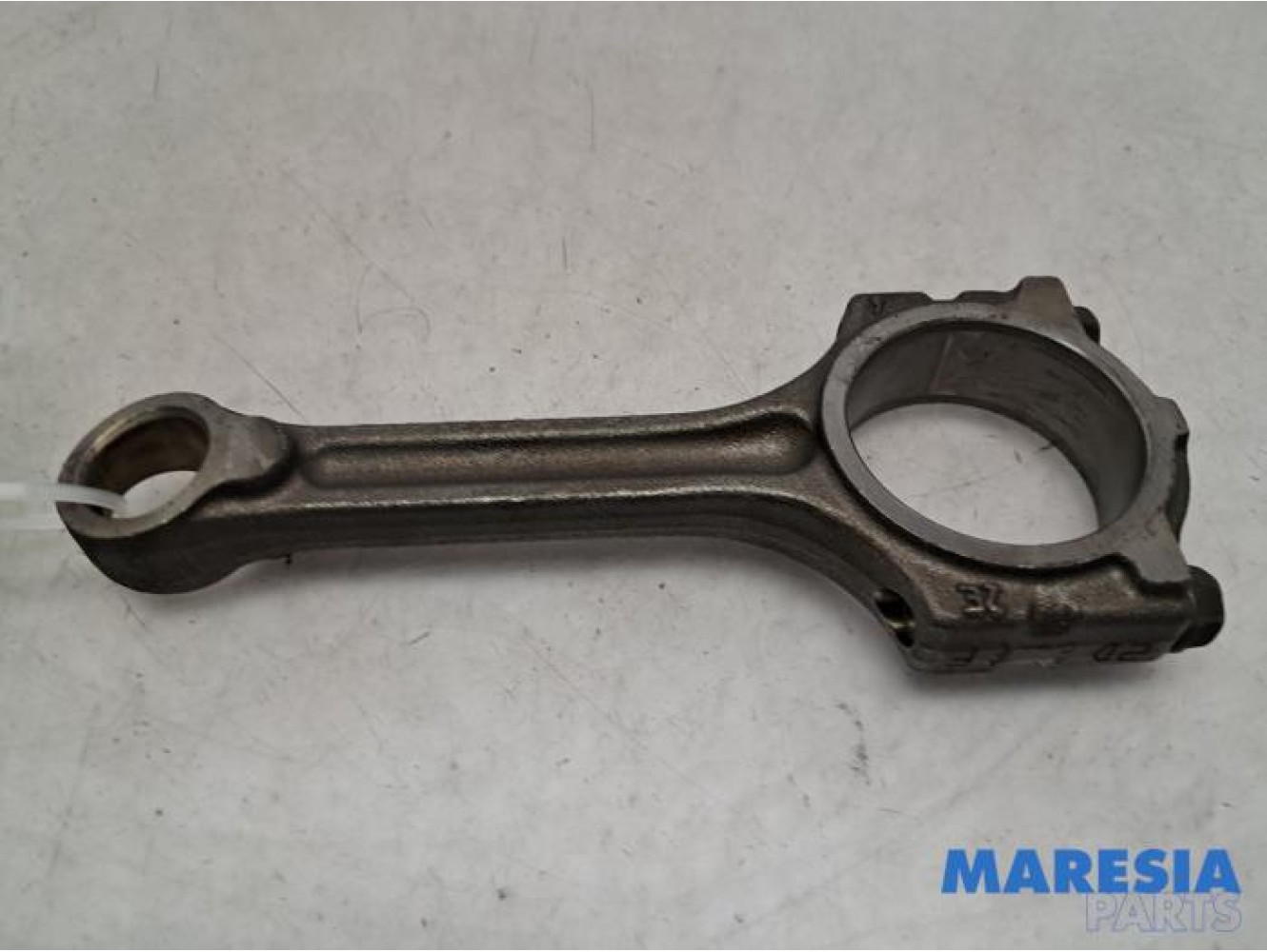 Renault - Captur - Connecting rod