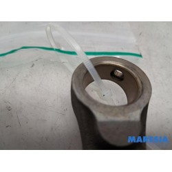 Renault - Captur - Connecting rod