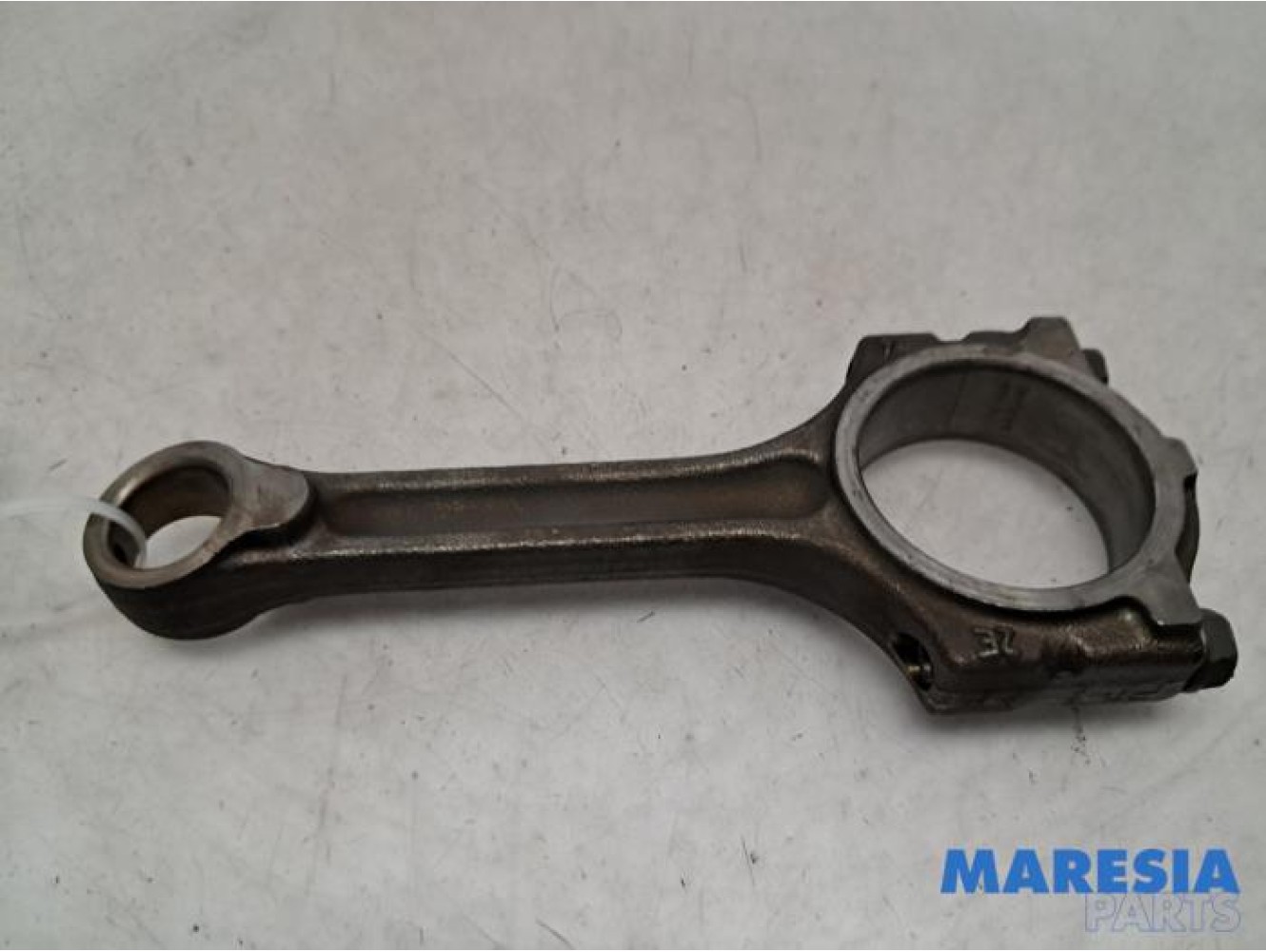 Renault - Captur - Connecting rod