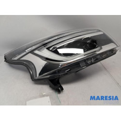 Renault - Trafic - Phare droit