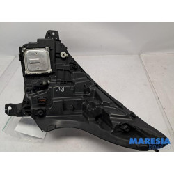 Renault - Trafic - Phare droit