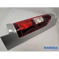 Renault - Trafic - Taillight, right