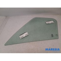 Renault - Trafic - Door window 2-door, right