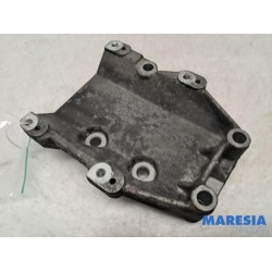 Alfa Romeo - GT - Air conditioning bracket