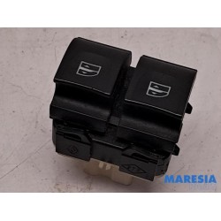 Renault - Trafic - Electric window switch