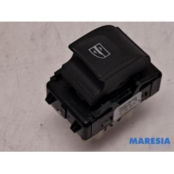 Renault - Trafic - Multi-functional window switch