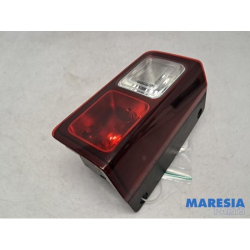 Renault - Trafic - Reversing light, right