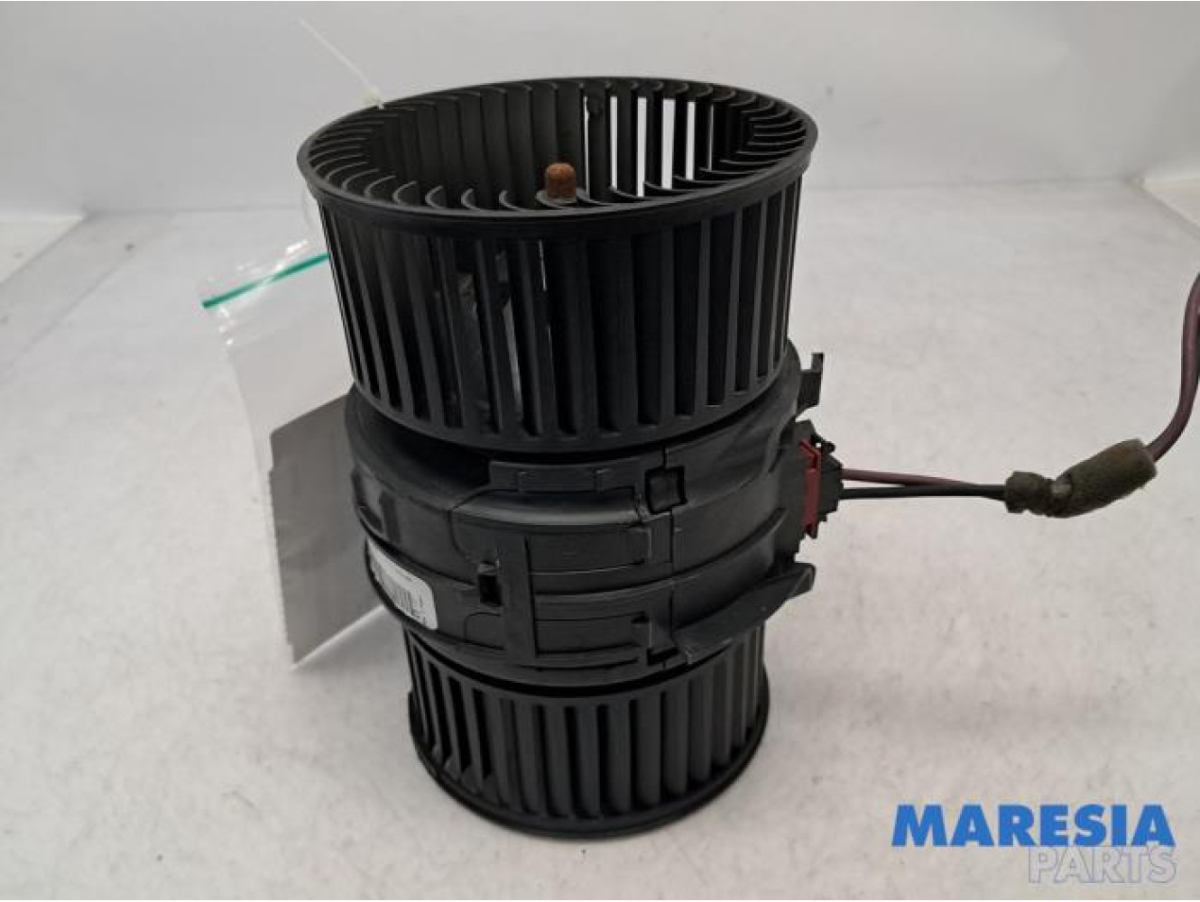 Renault - Trafic - Heating and ventilation fan motor