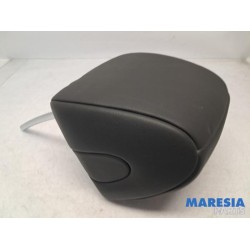 Citroen - C5 - Headrest