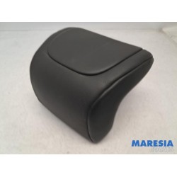 Citroen - C5 - Headrest