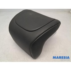 Citroen - C5 - Headrest