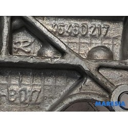 Alfa Romeo - GT - Engine mount