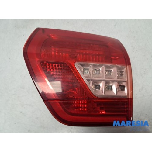 Citroen - C5 - Taillight, right