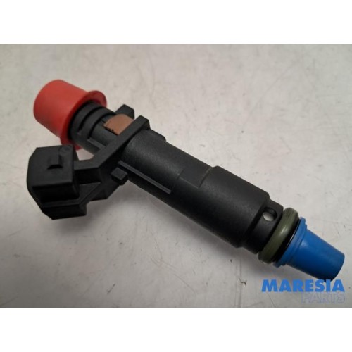 Renault - Twingo - Injector (petrol injection)