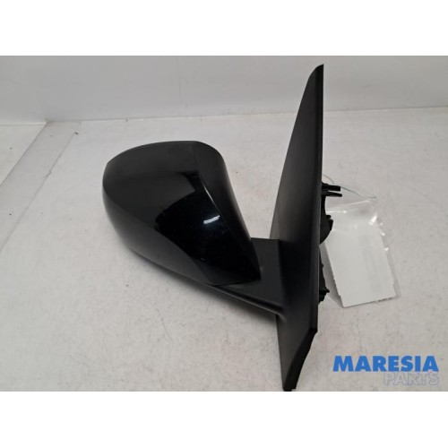 Renault - Megane - Wing mirror, right
