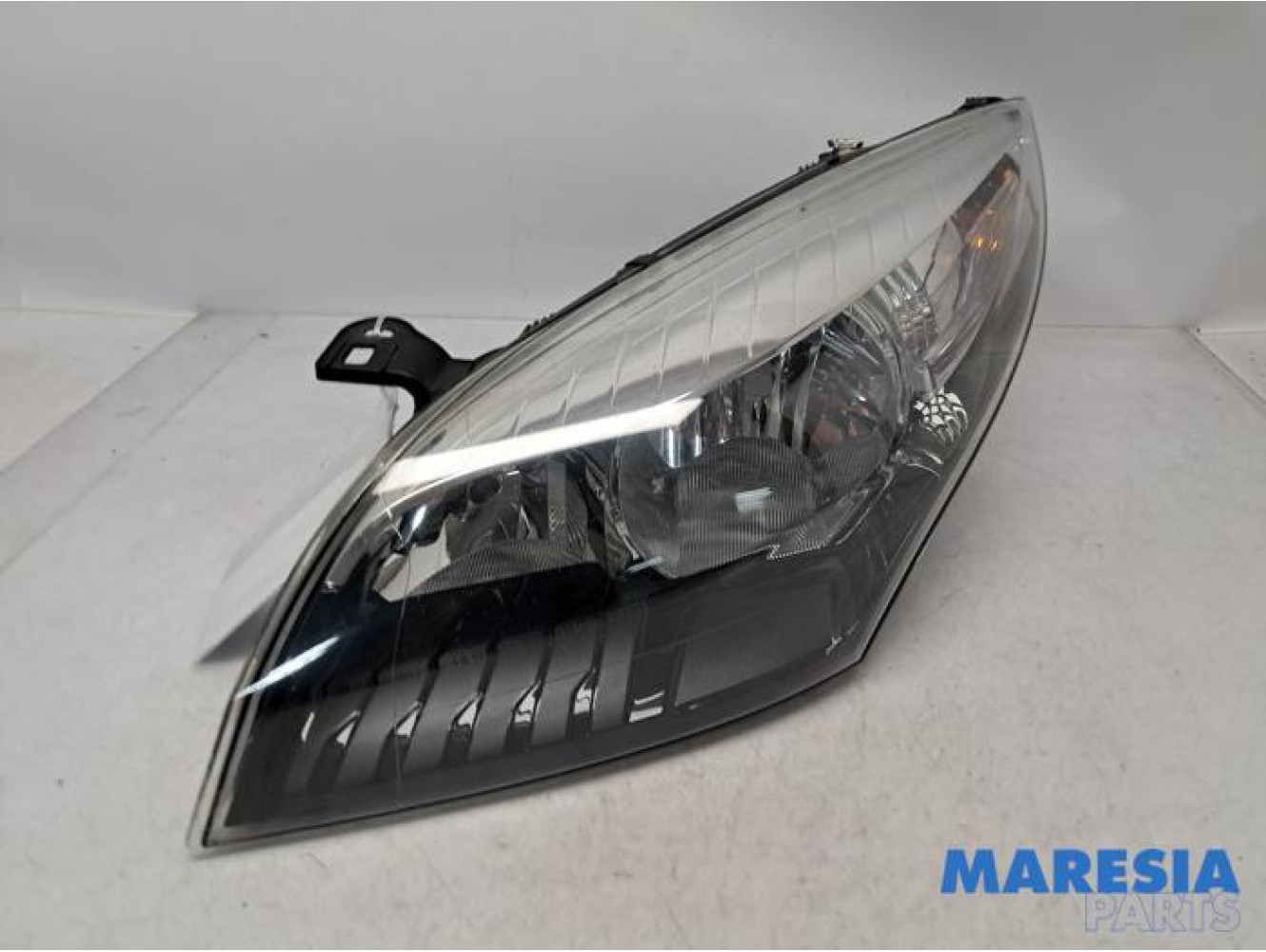 Renault - Megane - Scheinwerfer links