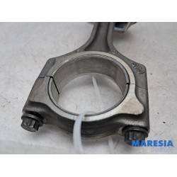 Citroen - C4 Picasso - Connecting rod