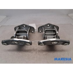 Renault - Trafic - Set of hinges