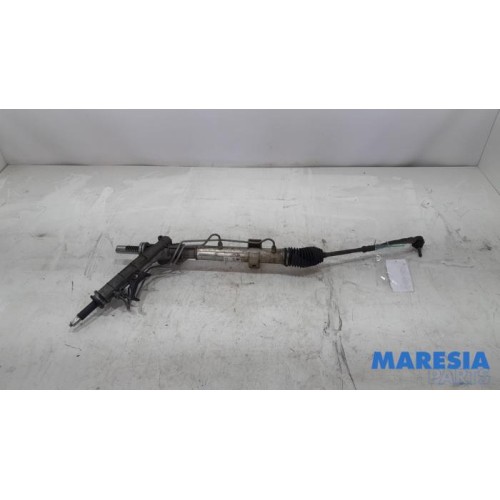 Renault - Trafic - Power steering box
