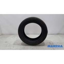 Renault - Clio - Tyre