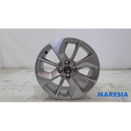 Renault - Clio - Wheel